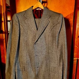 BRIONI 2PC Italian Wool Suit